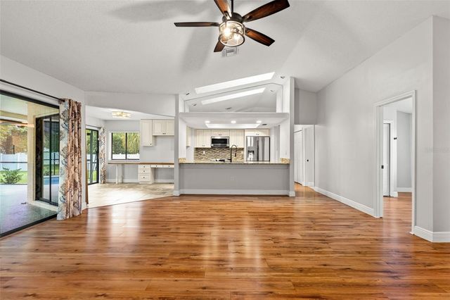 11201 RAINBOW WOODS LOOP, Spring Hill, FL 34609