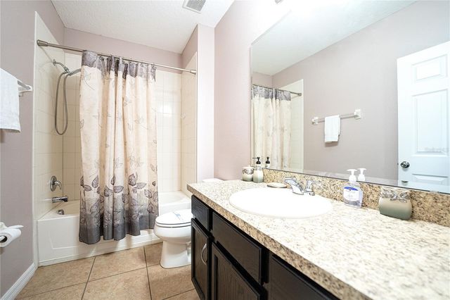 335 MAGICAL WAY, Kissimmee, FL 34744