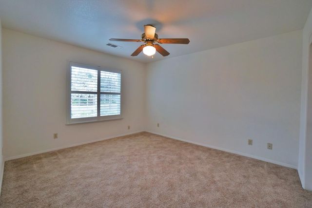 742 W Ellery Avenue, Clovis, CA 93612