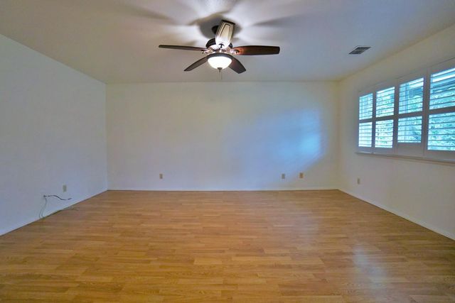 742 W Ellery Avenue, Clovis, CA 93612