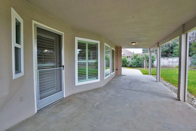 742 W Ellery Avenue, Clovis, CA 93612