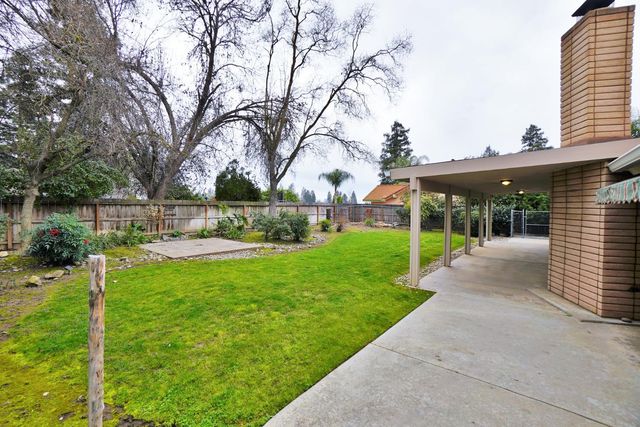 742 W Ellery Avenue, Clovis, CA 93612