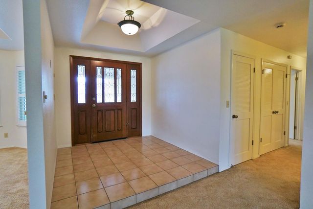 742 W Ellery Avenue, Clovis, CA 93612