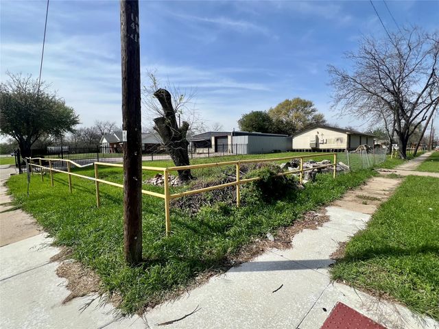 3327 Bernal Drive, Dallas, TX 75212