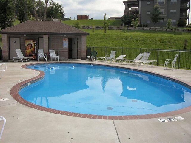 1001 Golf Drive 15, Branson West, MO 65737