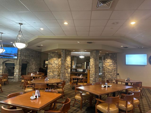 1001 Golf Drive 15, Branson West, MO 65737