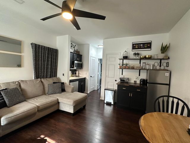 1001 Golf Drive 15, Branson West, MO 65737