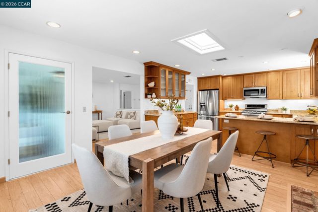 2 Craydon Ct, San Ramon, CA 94583