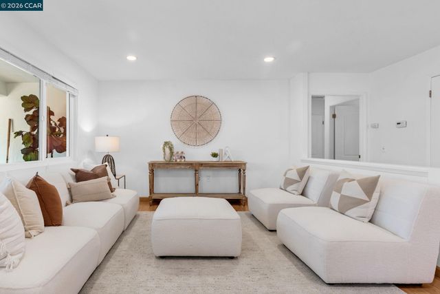 2 Craydon Ct, San Ramon, CA 94583
