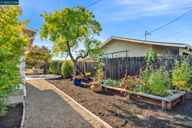 2 Craydon Ct, San Ramon, CA 94583