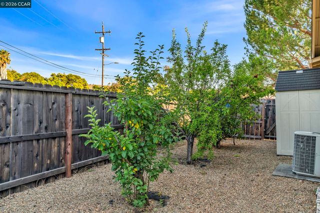 2 Craydon Ct, San Ramon, CA 94583