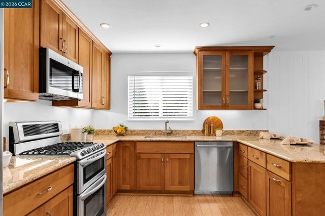 2 Craydon Ct, San Ramon, CA 94583