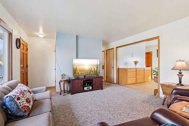 6216 S Cory AVENUE, Cudahy, WI 53110