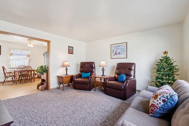 6216 S Cory AVENUE, Cudahy, WI 53110