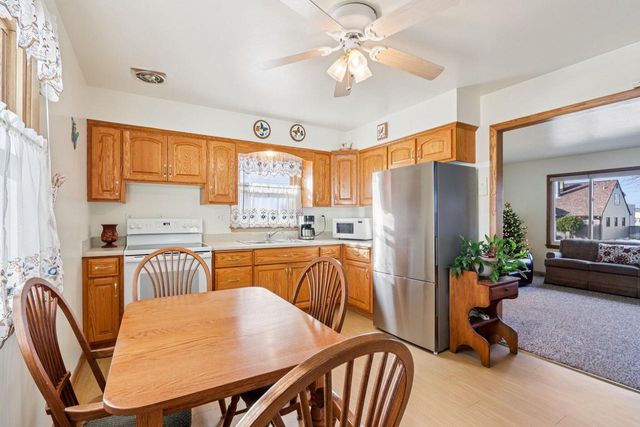 6216 S Cory AVENUE, Cudahy, WI 53110