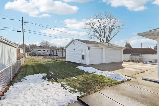 6216 S Cory AVENUE, Cudahy, WI 53110