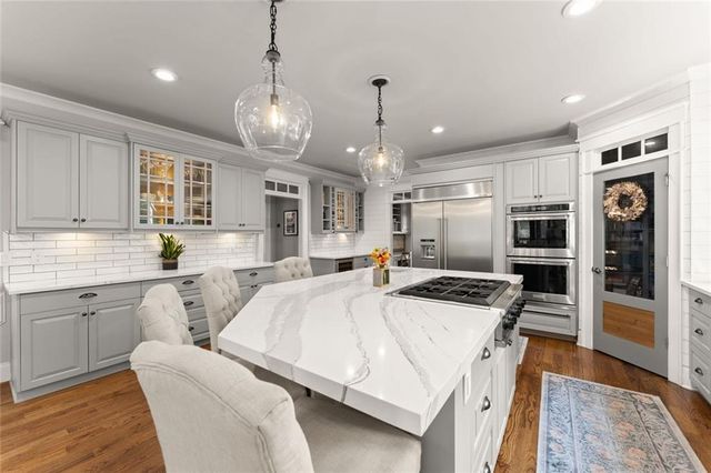 16066 Inverness Trail, Milton, GA 30004