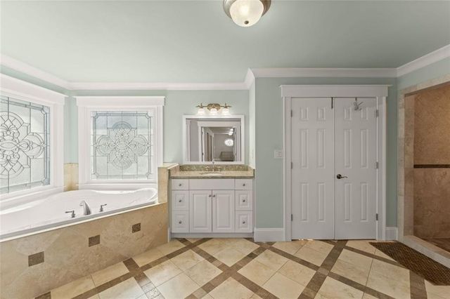 16066 Inverness Trail, Milton, GA 30004