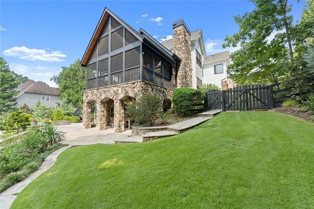 16066 Inverness Trail, Milton, GA 30004