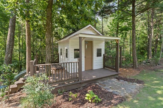 16066 Inverness Trail, Milton, GA 30004