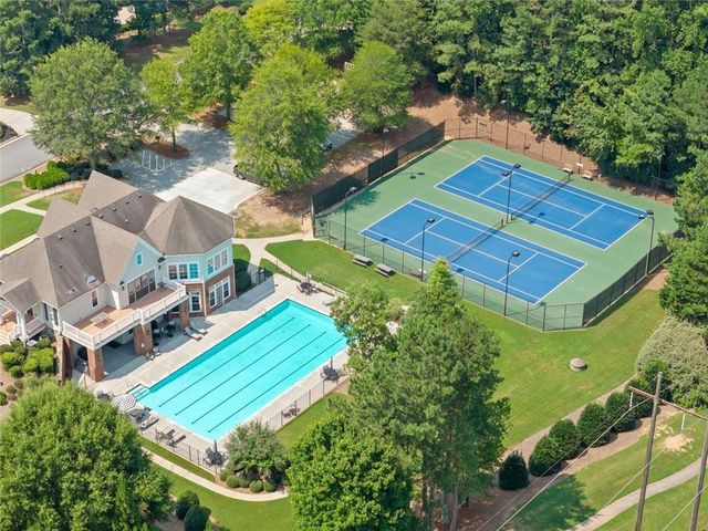 16066 Inverness Trail, Milton, GA 30004