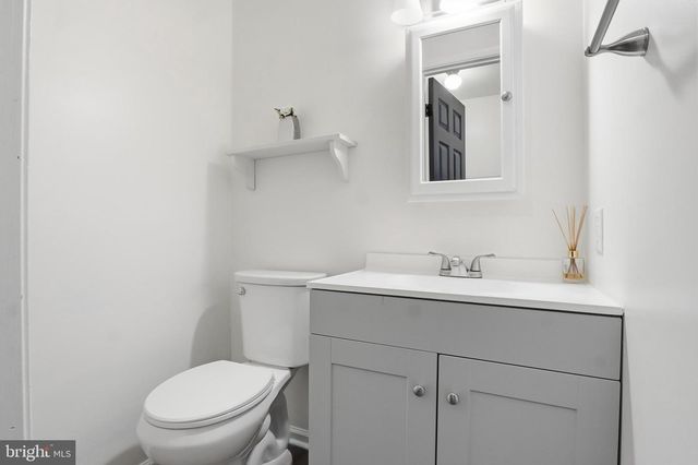 780 ROBIN HILL CIR, York, PA 17404