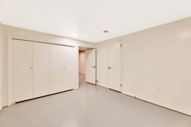 967 N Robin Rd, Wichita, KS 67212