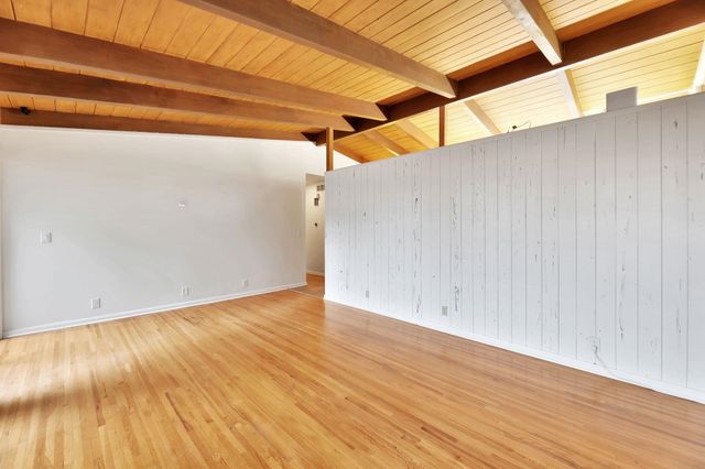 967 N Robin Rd, Wichita, KS 67212