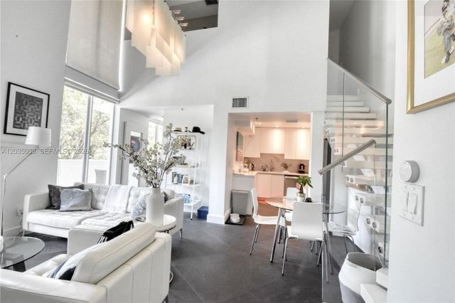 1428 West Ave 204, Miami Beach, FL 33139