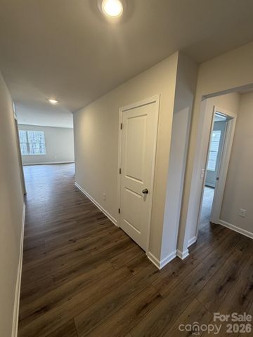 245 W 18th Street, Kannapolis, NC 28081