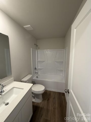 245 W 18th Street, Kannapolis, NC 28081