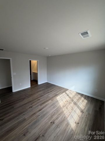 245 W 18th Street, Kannapolis, NC 28081