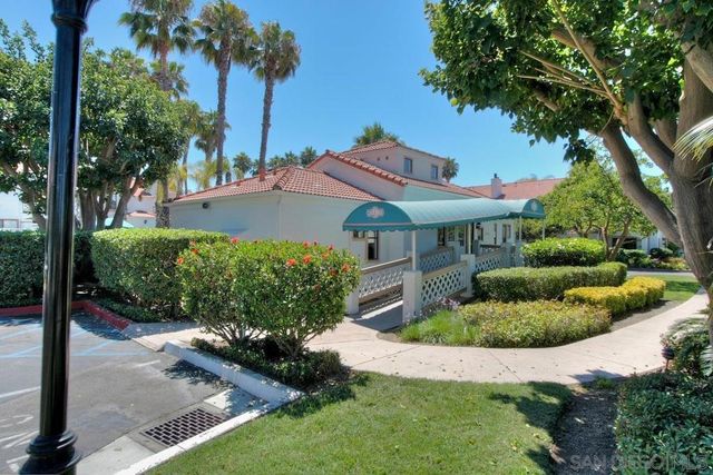 9444 Twin Trails Dr. 202, San Diego, CA 92129