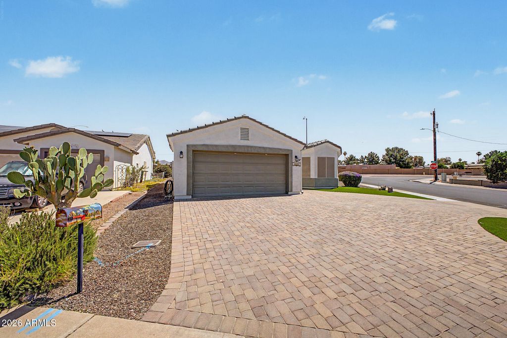 2127 N SHANNON Way, Mesa, AZ 85215 — photo 2