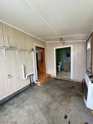 5649 Park Road, Leavittsburg, OH 44430
