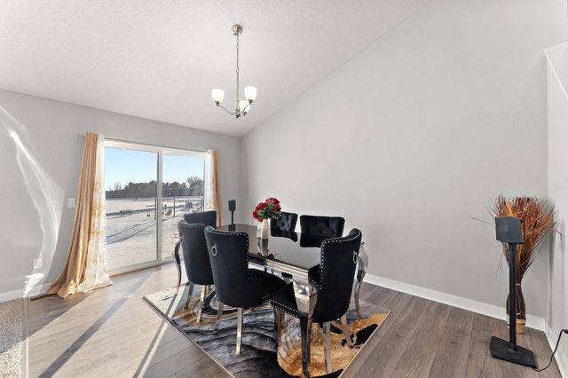 5124 Mustang Circle, Woodbury, MN 55129