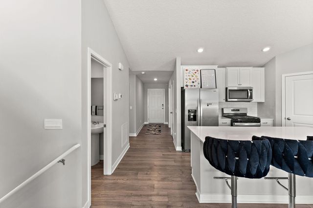 5124 Mustang Circle, Woodbury, MN 55129