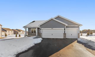 5124 Mustang Circle, Woodbury, MN 55129