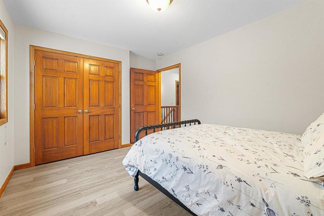 1678A DRUM CORPS DRIVE, Menasha, WI 54952