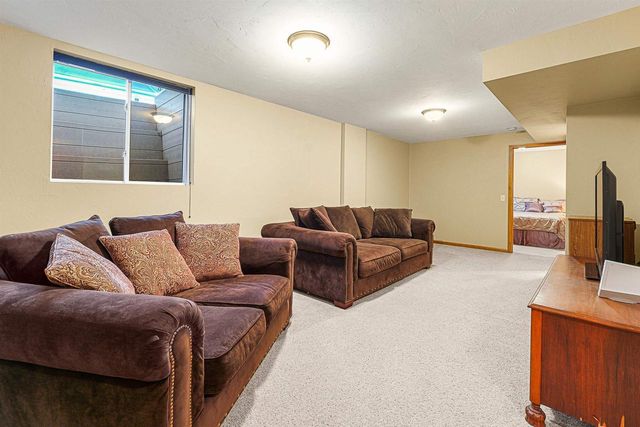 1678A DRUM CORPS DRIVE, Menasha, WI 54952