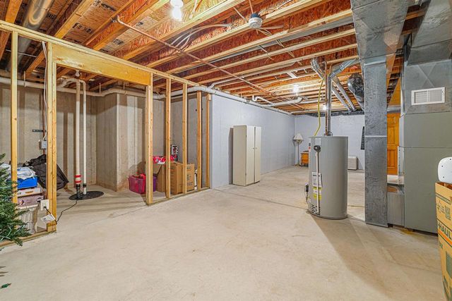 1678A DRUM CORPS DRIVE, Menasha, WI 54952