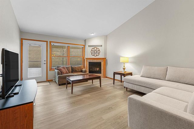 1678A DRUM CORPS DRIVE, Menasha, WI 54952