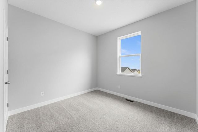 2141 Bluff Heights Drive, Shakopee, MN 55379