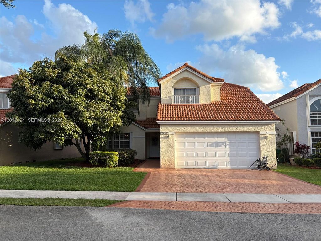 2638 Oak Park Cir, Davie, FL 33328