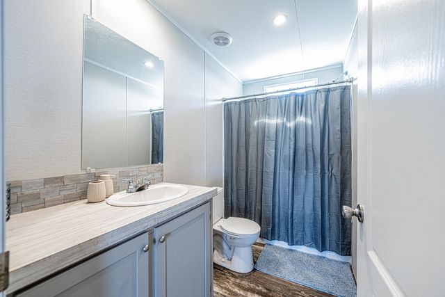 15401 E County Rd 107, Midland, TX 79706