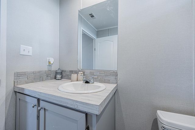 15401 E County Rd 107, Midland, TX 79706