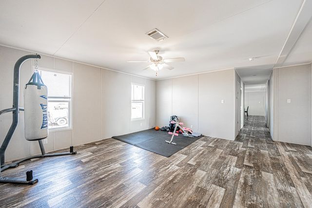 15401 E County Rd 107, Midland, TX 79706