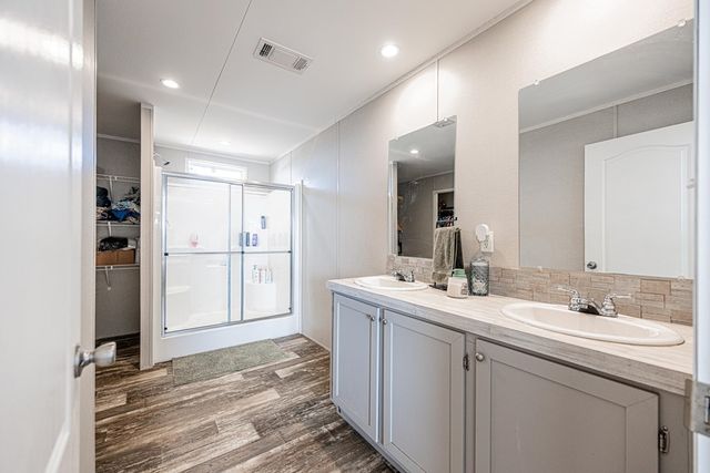 15401 E County Rd 107, Midland, TX 79706