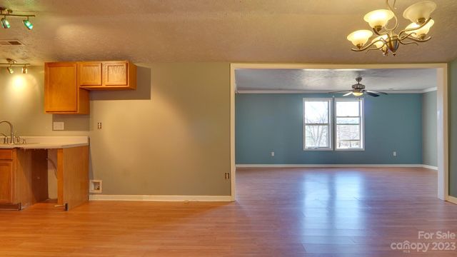 14 & 16 Rosebud Lane, Hendersonville, NC 28739