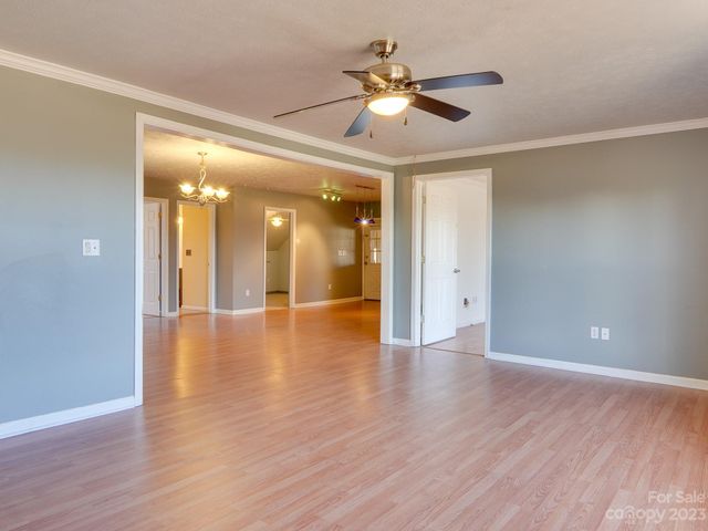 14 & 16 Rosebud Lane, Hendersonville, NC 28739